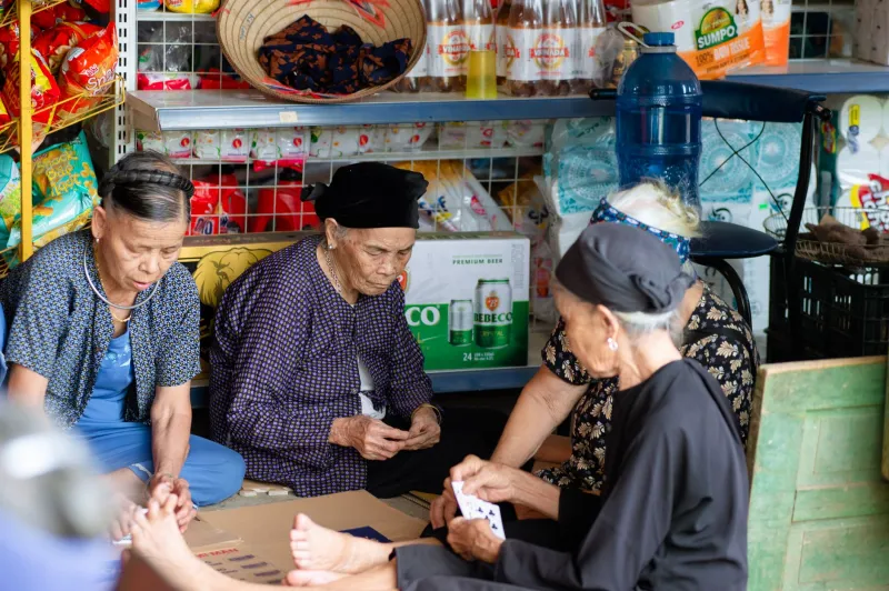 Three Generations, One Bet: How Vietnamese-American Gambling Culture Grew Up