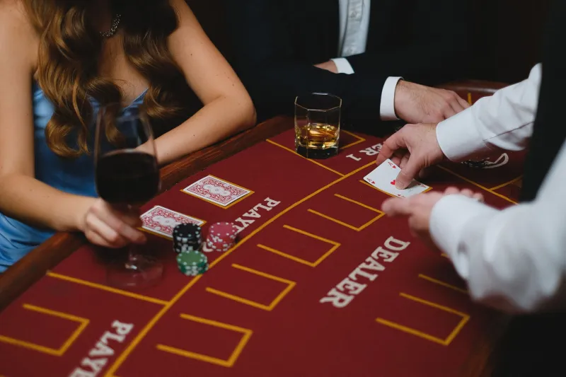 The Unwritten Rulebook: How Vietnamese-American Gamblers Carry Their Rituals From Home Tables to Casino Floors Across America